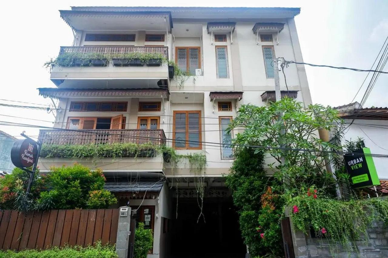 Urbanview Rumah Kandjani Yogyakarta Kejayan Exterior photo