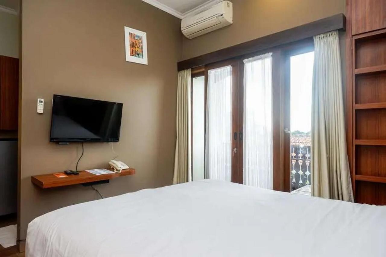 Urbanview Rumah Kandjani Yogyakarta Kejayan Exterior photo