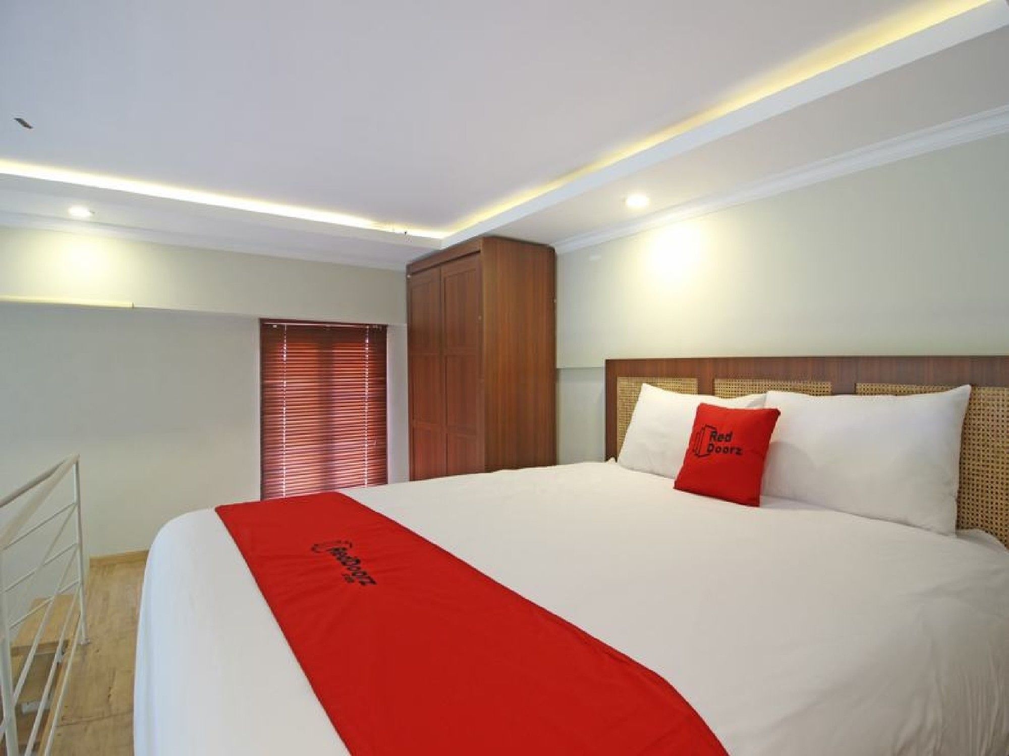 Urbanview Rumah Kandjani Yogyakarta Kejayan Exterior photo